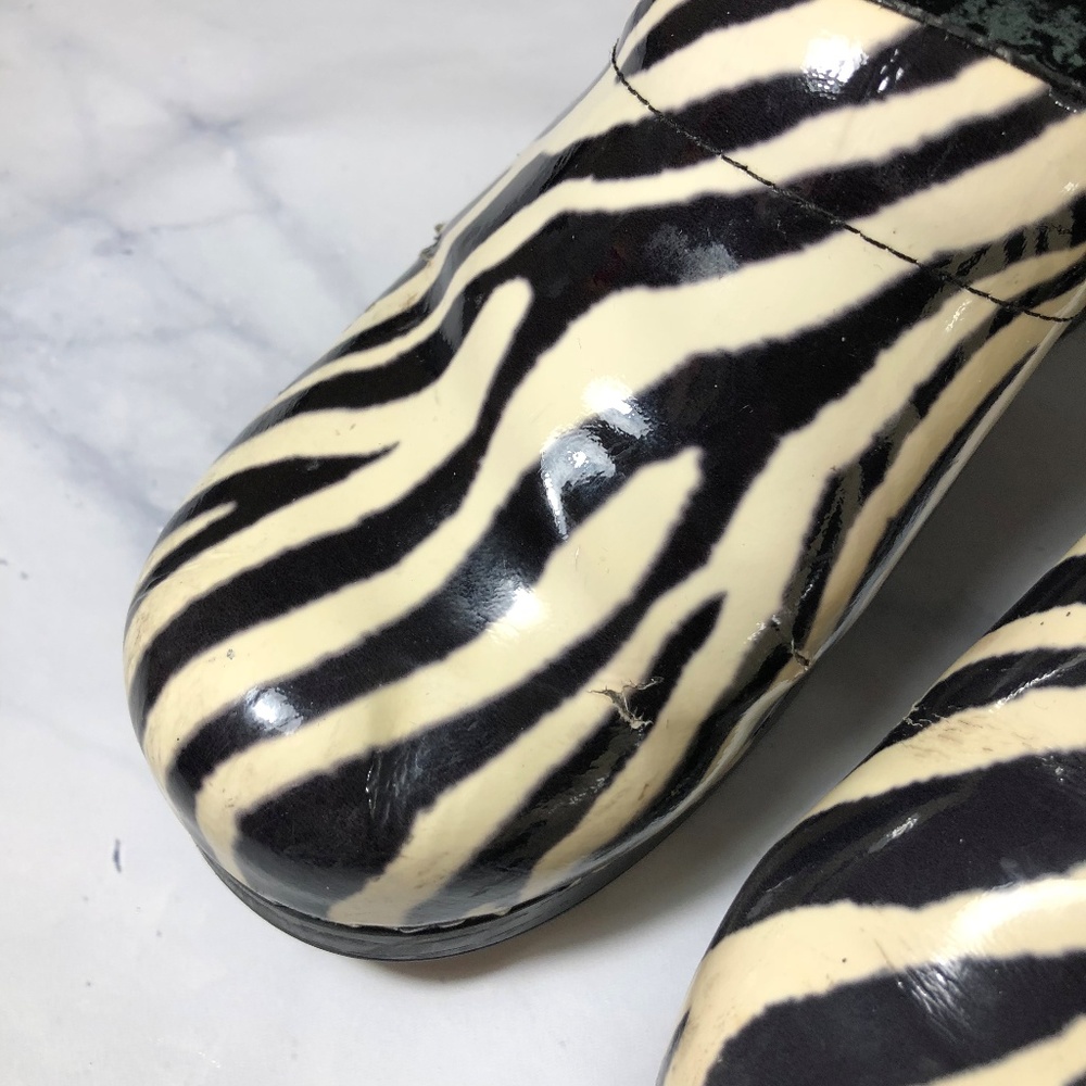 Dansko Pro Patent Zebra Print Clogs Size 38 - image 3